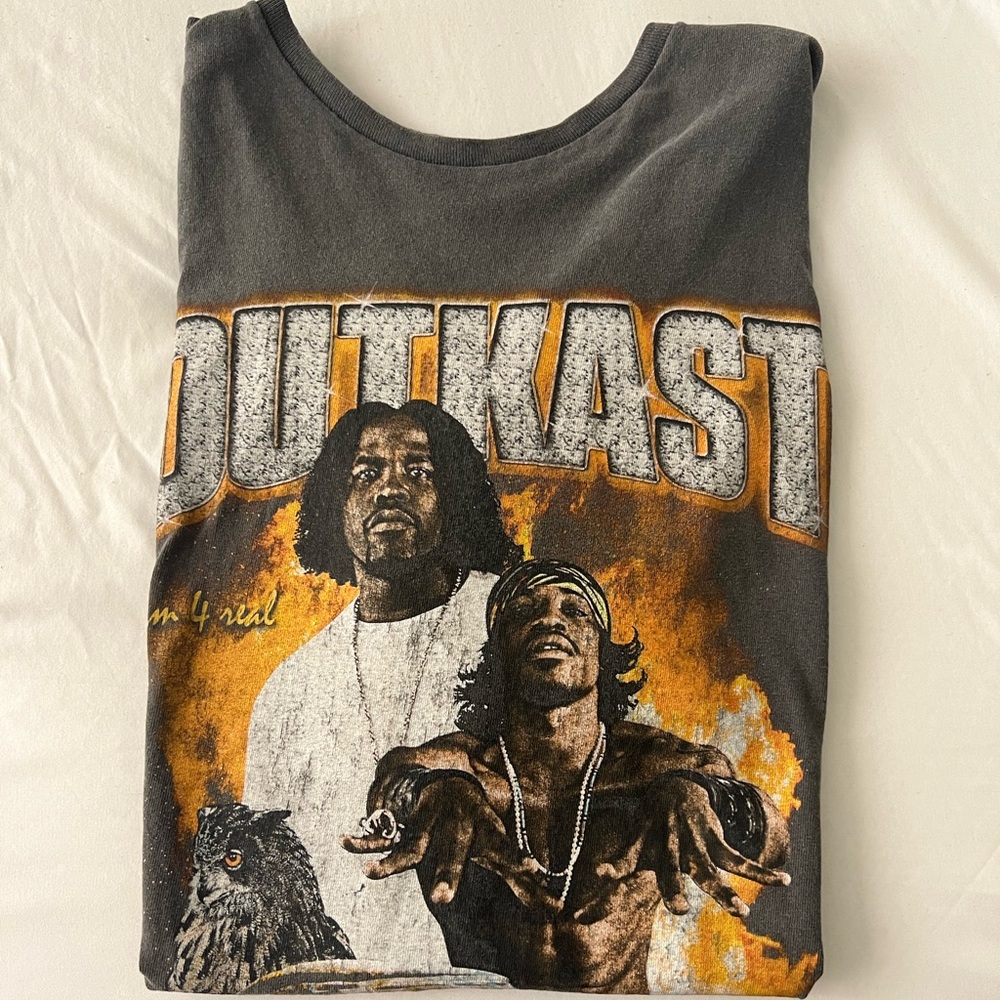 Outkast Tee- oversized T shirt from Urban Outfitters